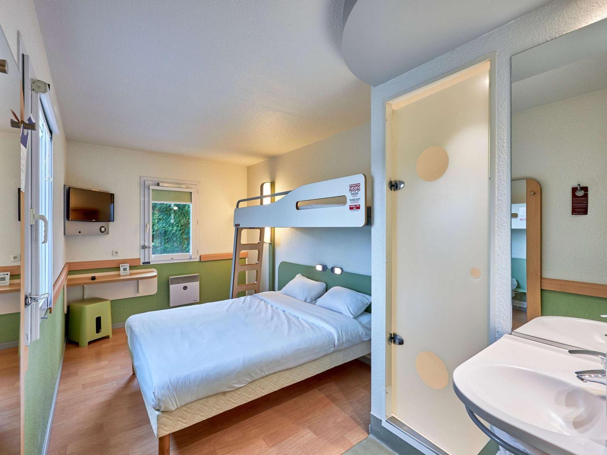 Ibis Budget Lisieux Exterior photo